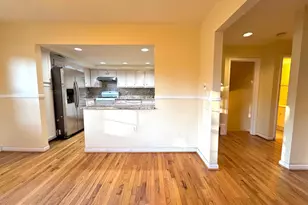 1008 Moorefield Creek Rd SW, Vienna, VA 22180 - Photo 9