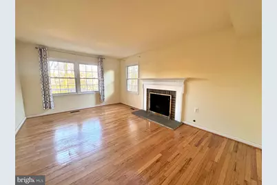 1008 Moorefield Creek Road SW, Vienna, VA 22180 - Photo 23