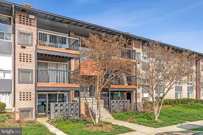 206 Park Terrace Court SE #38, Vienna, VA 22180 - Photo 3