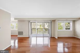 206 Park Terrace Ct SE, Vienna, VA 22180 - Photo 7