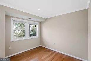 206 Park Terrace Ct SE, Vienna, VA 22180 - Photo 9