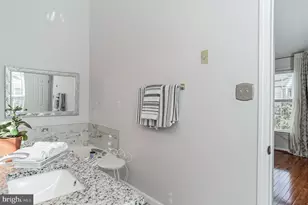 6156 Wellington Commons Dr, Alexandria, VA 22310 - Photo 15