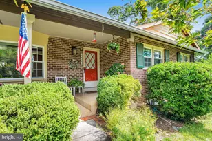 6804 Crossman St, Annandale, VA 22003 - Photo 3