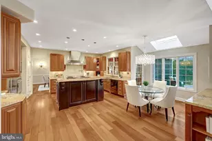 1710 Dove Point Ct, Vienna, VA 22182 - Photo 23