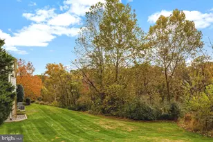 1710 Dove Point Ct, Vienna, VA 22182 - Photo 9