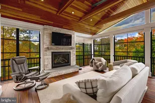 1710 Dove Point Ct, Vienna, VA 22182 - Photo 5