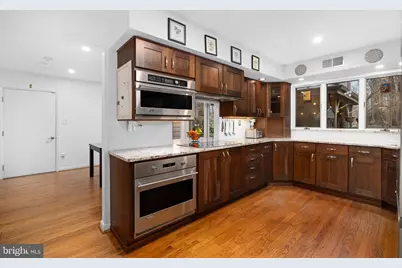 5500 Beech Ridge Drive, Fairfax, VA 22030 - Photo 13