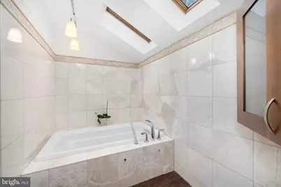 5500 Beech Ridge Drive, Fairfax, VA 22030 - Photo 35