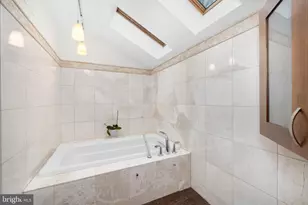 5500 Beech Ridge Dr, Fairfax, VA 22030 - Photo 35