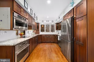 5500 Beech Ridge Dr, Fairfax, VA 22030 - Photo 15