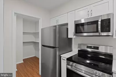 2208 Cartwright Place, Reston, VA 20191 - Photo 9