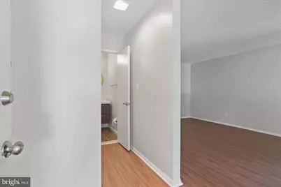 2208 Cartwright Place, Reston, VA 20191 - Photo 3