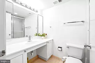 8350 Greensboro Dr, McLean, VA 22102 - Photo 27