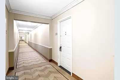 8350 Greensboro Drive #222, McLean, VA 22102 - Photo 7