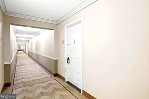 8350 Greensboro Dr, McLean, VA 22102 - Photo 7