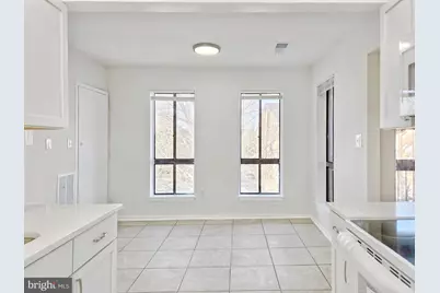 551 Florida Avenue #202, Herndon, VA 20170 - Photo 17