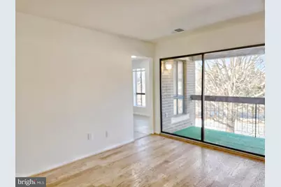 551 Florida Avenue #202, Herndon, VA 20170 - Photo 11
