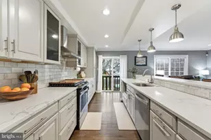 6124 Crozet Ct, Springfield, VA 22150 - Photo 5