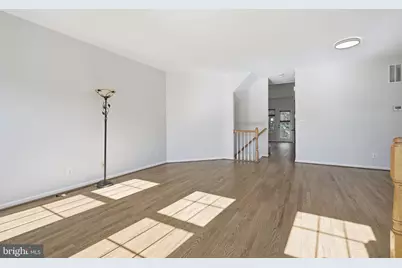 2542 James Monroe Circle, Herndon, VA 20171 - Photo 9