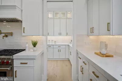8642 McHenry Street, Vienna, VA 22180 - Photo 25