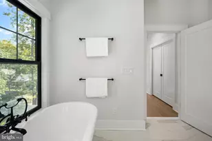 8642 McHenry St, Vienna, VA 22180 - Photo 59