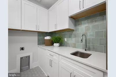 8642 McHenry Street, Vienna, VA 22180 - Photo 67