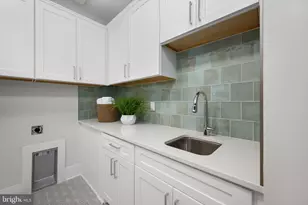 8642 McHenry St, Vienna, VA 22180 - Photo 67