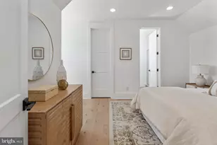 8642 McHenry St, Vienna, VA 22180 - Photo 65