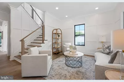 8642 McHenry Street, Vienna, VA 22180 - Photo 9