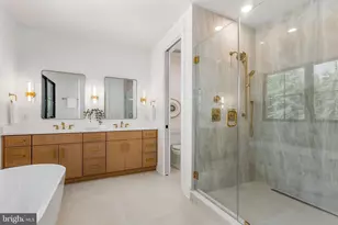 8642 McHenry St, Vienna, VA 22180 - Photo 49