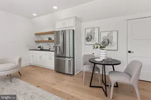 8642 McHenry St, Vienna, VA 22180 - Photo 63