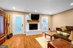5922 Munson Ct, Falls Church, VA 22041 - Photo 25