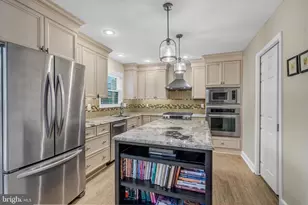 5922 Munson Ct, Falls Church, VA 22041 - Photo 9