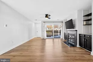 6910 Sandra Marie Cir, Alexandria, VA 22310 - Photo 9