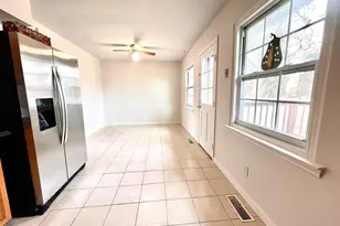 7219 Beverly Park Dr, Springfield, VA 22150 - Photo 17