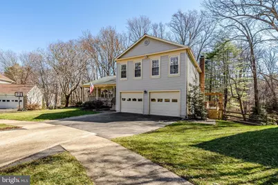 5903 Fultons Landing Court, Burke, VA 22015 - Photo 3