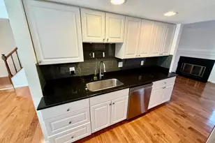 6291 Kerrydale Dr, Springfield, VA 22152 - Photo 7