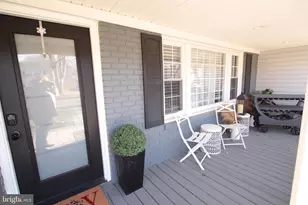 4407 Midstone Ln, Fairfax, VA 22033 - Photo 3