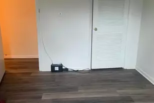 8210 Carrleigh Pkwy, Springfield, VA 22152 - Photo 25