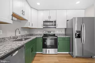 3072 Sugar Ln, Vienna, VA 22181 - Photo 9