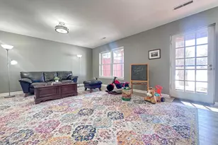 2158 Golf Course Dr Dr, Reston, VA 20191 - Photo 19