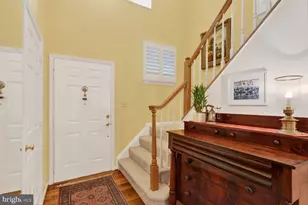 5409 Green Glen Ln, Alexandria, VA 22315 - Photo 3