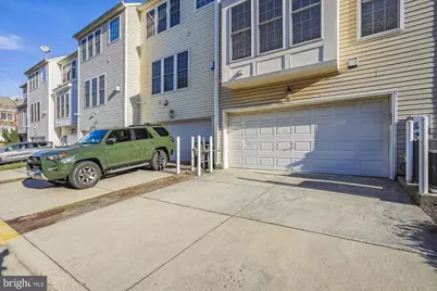 2481 Walnut Rocker Lane, Herndon, VA 20171 - Photo 31