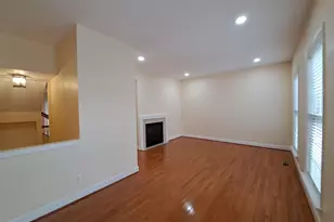 2481 Walnut Rocker Ln, Herndon, VA 20171 - Photo 15