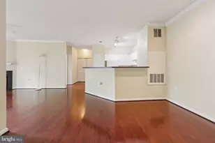 11355 Aristotle Dr, Fairfax, VA 22030 - Photo 9