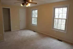 3055 Braxton Wood Ct, Fairfax, VA 22031 - Photo 13