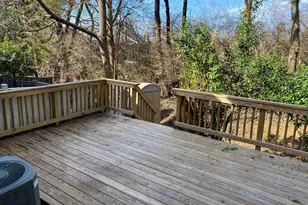 3055 Braxton Wood Ct, Fairfax, VA 22031 - Photo 3