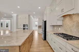 4627 Fairfax Mnr Ct, Chantilly, VA 20151 - Photo 11