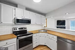 1704 Quietree Dr, Reston, VA 20194 - Photo 5