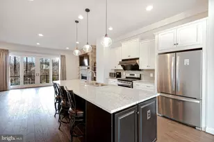 4485 Lateleaf Trl, Fairfax, VA 22030 - Photo 13